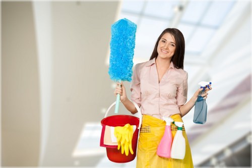 Professional carpet cleaning in an E5 home interior