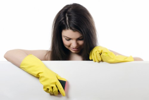 Move out cleaning in a residential E5 apartment building with shared access